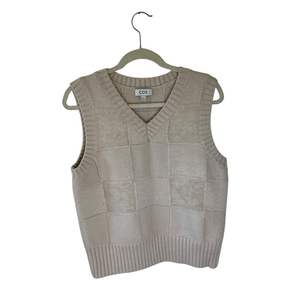 COS Checkered Knit Sleeveless Sweater Vest Cozy